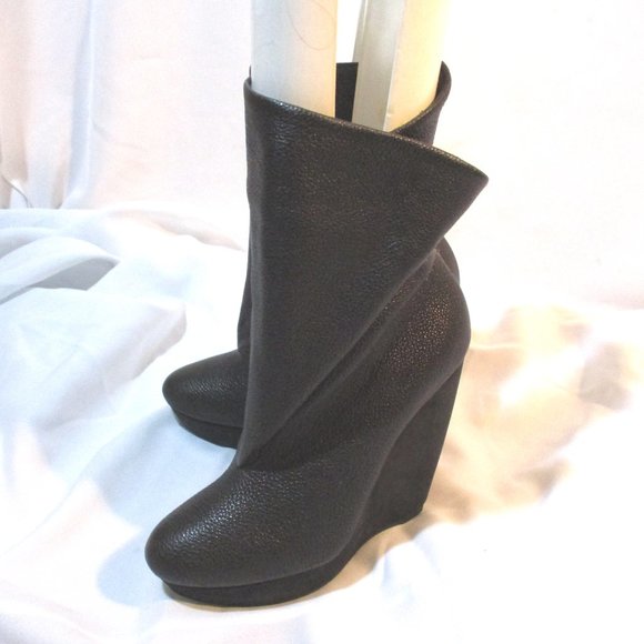 BALENCIAGA LEATHER WEDGE Bootie Ankle Boot Shoe - Picture 5 of 10